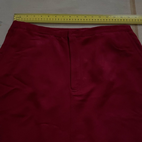 Size 16 burgundy red skirt - Picture 7 of 10
